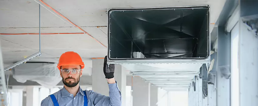 Clogged Air Duct Cleaning and Sanitizing in The Hammocks