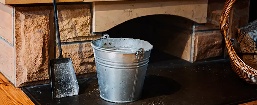 Clean The Fireplace Mantle And Hearth in The Hammocks